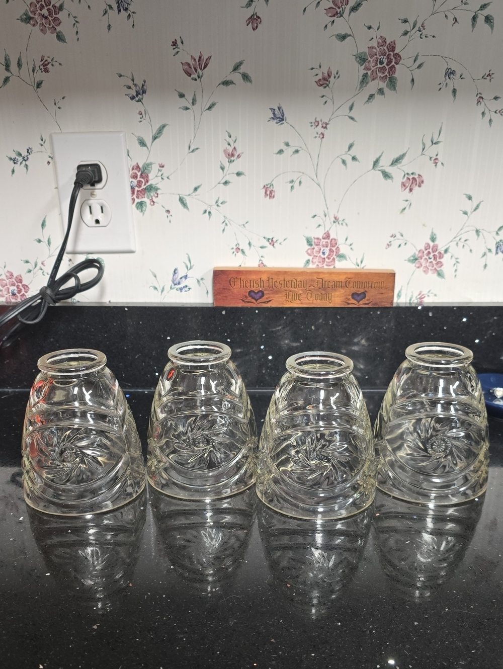 Vintage. Clear Glass Light Shades With Pinwheel Design- Set of 4